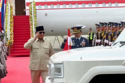 Prabowo Mendarat di Filipina, Naik Maung ke Venue KTT ke-48 ASEAN