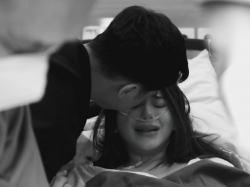 Detik-Detik Alyssa Daguise Melahirkan Anak Pertama, Al Ghazali Setia Mendampingi