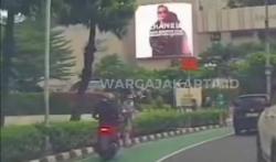 Detik-Detik WNA Dijambret di Bundaran HI, Pelaku Gasak Ponsel lalu Kabur