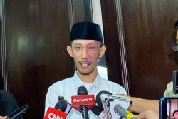 Reaksi Anggota DPRD Jember yang Viral Merokok-Main Gim di Rapat usai Disanksi Gerindra