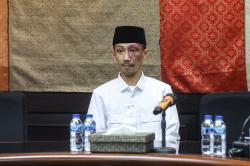 Ekspresi Anggota DPRD Jember Merokok-Main Game saat Rapat Disanksi Teguran Keras