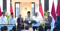 Prabowo Sebut Ada yang Bilang RI bakal Kolaps gegara Rupiah Keok: Rakyat Desa Tak Pakai Dolar