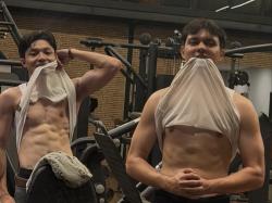 Viral Kiesha Alvaro dan Nyoman Paul Pamer Perut Six Pack, Netizen Auto Melek!