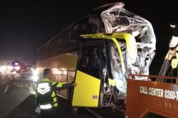 Kecelakaan Bus Study Tour Tabrak Truk Boks di Tol Cipali, 1 Orang Tewas 10 Penumpang Luka<