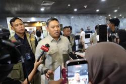 Wamentan Ungkap Cadangan Beras Tembus 5,37 Juta Ton: Tertinggi Sepanjang Sejarah