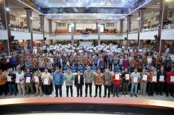 BRI bersama Pemerintah Dorong Penguatan Ekonomi Kreatif di Bali lewat Akad Massal KUR 1.000 UMKM
