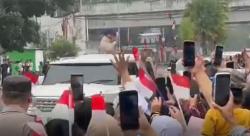Presiden Prabowo Kunjungi Seskoad Bandung, Ratusan Siswa Histeris Sambut Kepala Negara