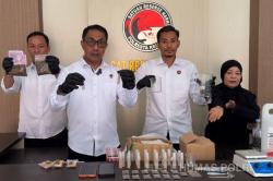 Polisi Bongkar Pabrik Tembakau Sintetis Rumahan di Kendari, 2 Orang Ditangkap