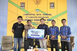 Tugu Insurance Salurkan Donasi Kaki Palsu untuk Korban Kecelakaan Lalu Lintas