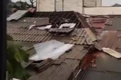 BNPB: 40 Rumah Rusak akibat Angin Kencang di Ciputat Tangsel