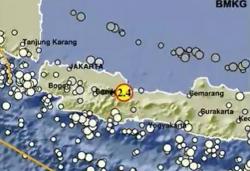 Gempa Dangkal Getarkan Cirebon Jabar, Cek Magnitudonya!