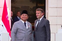 Prabowo di Hadapan Macron: Indonesia Jadi Negara Asia Pertama yang Ikut Defile di Eropa