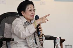 Cerita Megawati Menunggu 56 Tahun hingga Nama Baik Bung Karno Dipulihkan Negara