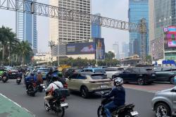 Jelang Demo BEM UI, Lalu Lintas di Bundaran HI Ramai Lancar