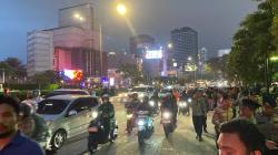 Sempat Memanas, Massa Mahasiswa yang Demo di Jalan Sudirman Bubarkan Diri