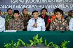 Menko Polkam Peringatkan Kapolda hingga Pangdam Bisa Dicopot jika Gagal Tangani Karhutla