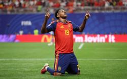 Bela Spanyol, Lamine Yamal Kibarkan Dua Bendera Negara Lain di Sepatunya