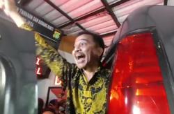 Roy Suryo-Dokter Tifa Dibawa ke Kejari Jaksel, Jalani Pelimpahan Kasus Ijazah Jokowi