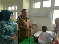 Khitanan Massal Hari Jadi ke-458 Kabupaten Madiun Diserbu Ratusan Peserta