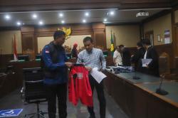 Eks Ketua Ombudsman Didakwa Terima Suap Rp4,8 Miliar