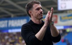 Latih Oxford United, Aaron Ramsey Pasang Target Tinggi untuk Ole Romeny Cs