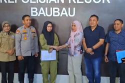 Viral Istri Polisi di Baubau Diduga Sita Rapor Siswa SD Jadi Jaminan Utang Orang Tuanya
