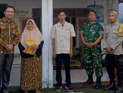 Asah Kepekaan Sosial, Peserta PKN LAN Bagikan 100 Liter Minyak Goreng ke Warga Mojokerto