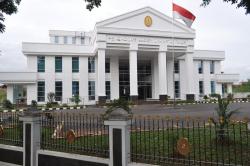 PN Jaktim Bersiap jelang Sidang Perdana Dokter Tifa, Antisipasi Pengunjung Membeludak