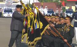 Prabowo Berikan Tanda Kehormatan kepada 2 Satker dan 10 Polda, Ini Daftar Penerimanya