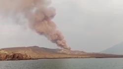 Gunung Anak Krakatau Kembali Erupsi, Sempat Tenang sejak 2024