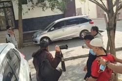 Taufik Hidayat Tersangka Penganiaya dan Penyekap YTR Jalani Rekonstruksi Tertutup