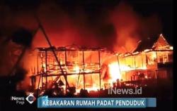 Bensin Tersulut Api, 2 Rumah Panggung di Wajo Terbakar