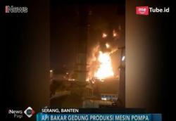 Kebakaran Hanguskan Gudang Produksi Gula di Cikande