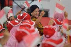 Iriana Jokowi Hibur 500 Anak Yatim Piatu di Yogyakarta