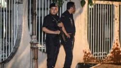 Foto-Foto Polisi Malaysia Geledah Rumah Najib Razak Cari Bukti Korupsi