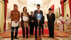 Presiden Jokowi Umumkan THR dan Gaji Ke-13 untuk PNS, TNI-Polri