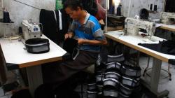 Permintaan Peci Industri Rumahan Meningkat 100 Persen Jelang Lebaran