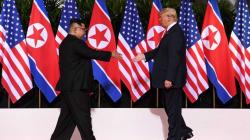 Foto-Foto Bersejarah Pertemuan Donald Trump dan Kim Jong Un di Singapura