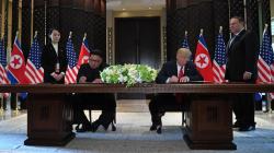 Usai Tandatangani Dokumen, Trump Janji Undang Kim Jong Un ke Gedung Putih