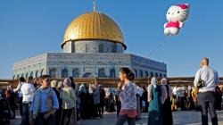 Ribuan Warga Palestina Rayakan Idul Fitri di Masjid Al-Aqsa