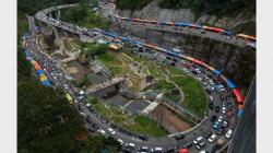 Mengisi Liburan dengan Menikmati Keindahan Jalan Kelok 9 