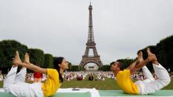 Warga Dunia Peringati Hari Yoga Internasional