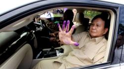 Prabowo Gunakan Hak Pilih di TPS 017 Bojong Koneng