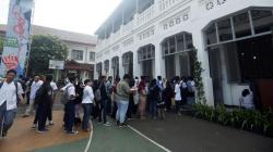 Calon Siswa SMK Negeri 1 Jakarta Lulus PPDB Antre Lapor Diri