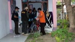 Polisi Sita Barang Bukti dari Rumah Kontrakan Pelaku Teror Bom Pasuruan