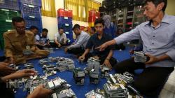 PPIH Embarkasi Surabaya Sesuaikan Paspor dan Visa Haji 2018