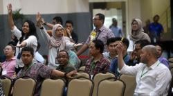 Suasana Lelang Barang Sitaan KPK, Ada Mobil Mewah hingga Kain Kiswah