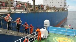 Basarnas Evakuasi ABK Asing yang Alami Gangguan Pernafasan di Tengah Laut