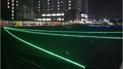 Warna-Warni Waring Kali Item Dipasang Lampu Hias di Malam Hari