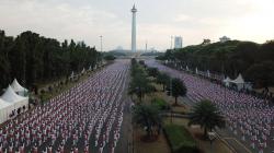 Foto 65 Ribu Warga Senam Poco-Poco Pecahkan Rekor Dunia